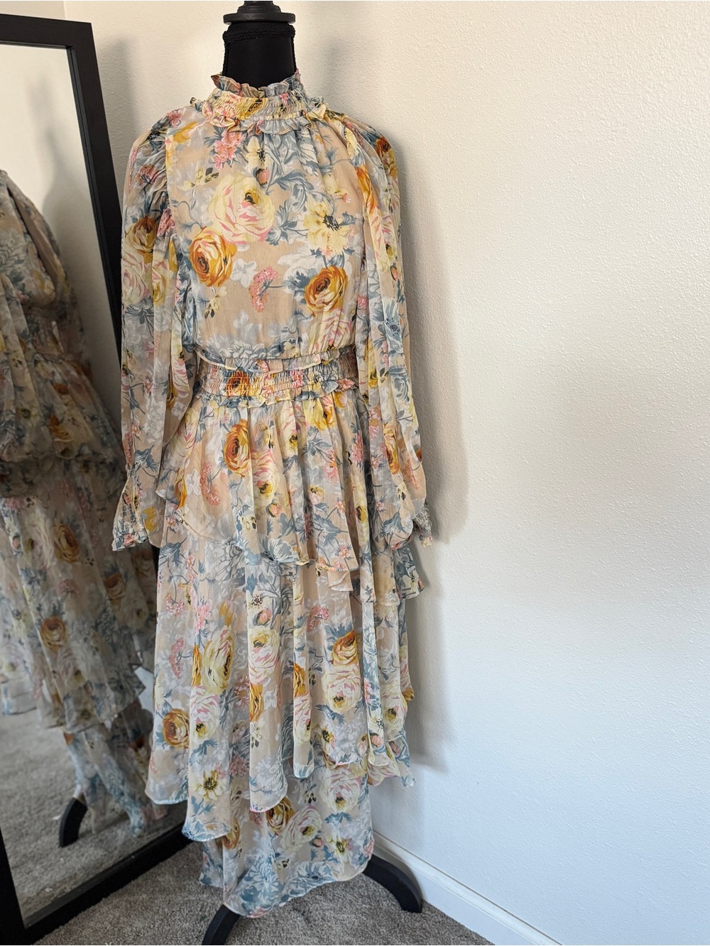 Elliatt Astrid Floral Chiffon High-Low Midi Dress S - Picture 2 of 6